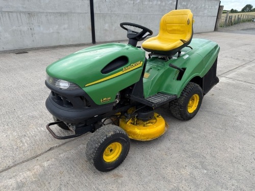 JOHN DEERE LR135AUTO PETROL RIDE ON PETROL LAWNMOWER