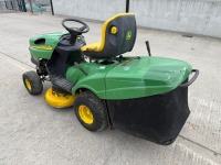 JOHN DEERE LR135AUTO PETROL RIDE ON PETROL LAWNMOWER - 4