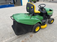 JOHN DEERE LR135AUTO PETROL RIDE ON PETROL LAWNMOWER - 7