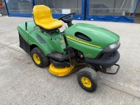 JOHN DEERE LR135AUTO PETROL RIDE ON PETROL LAWNMOWER - 9