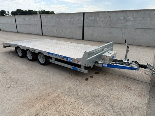 DALE KANE 16FT X 6FT6" TRI AXLE BEAVERTAIL PLANT TRAILER