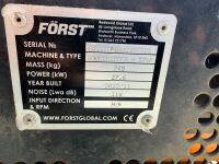 FORST ST6P SINGLE AXLE FAST TOW WOOD CHIPPER / SHREDDER - 11