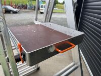 BOSS ALUMINIUM TELESCOPIC PLATFORM LADDER - 7