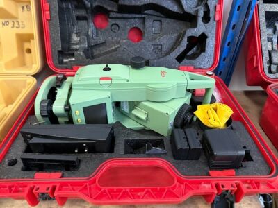 LEICA TCR407 POWER TOTAL STATION