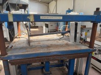 APPROX. 1500mm x 1200mm x1650mm AIR OPERATED PRESS - 11
