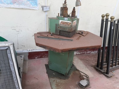 PIERCEALL 3 PHASE V-NOTCHER