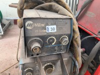 MILLER BLU/PAC 35 3 PHASE MIG WELDER & POWER FEED - 4