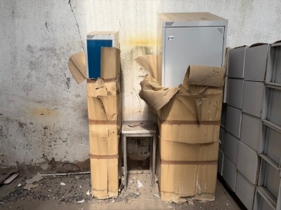 2No. METAL LOCKERS & METAL BENCH