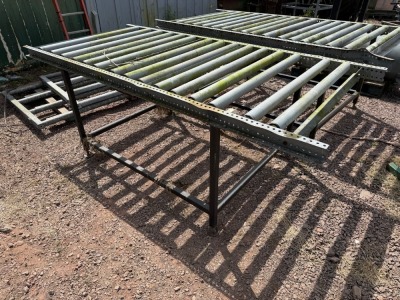 APPROX. 2500mm x 1130mm ROLLER TABLE