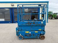 GENIE GS1932 BATTERY OPERATED SCISSOR LIFT - 6