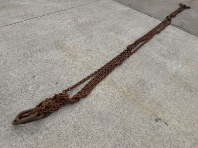 APPROX. 14ft 4 LEGGED LIFTING CHAINS, HOOKS & SHORTNERS