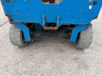 GENIE GS1932 BATTERY OPERATED SCISSOR LIFT - 9