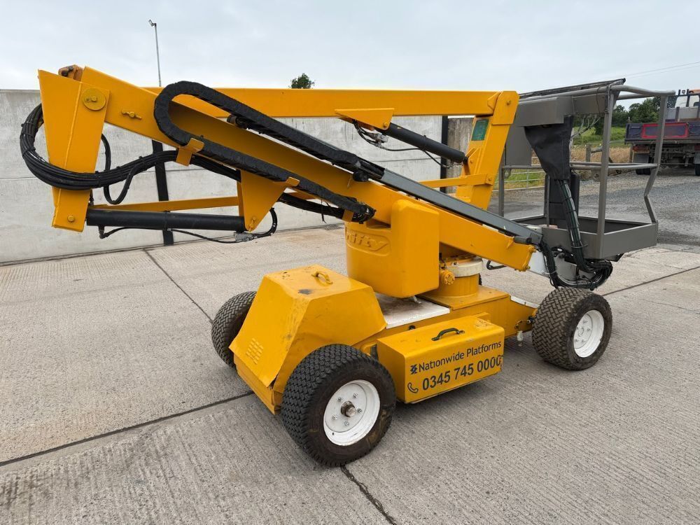 NIFTYLIFT HR12NDE DUAL FUEL ROUGH TERRAIN BOOM LIFT