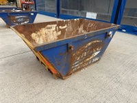 APPROX 2m&sup3; MINI SKIP - 2