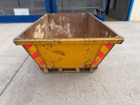 APPROX 2m&sup3; MINI SKIP - 7