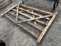 APPROX. 7ft x 4ft WOODEN GATE&nbsp;