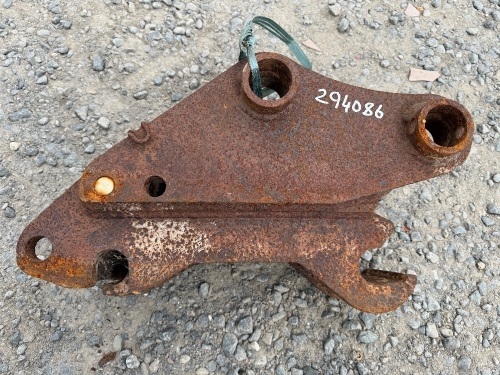 SEMI QUICK HITCH TO SUIT 6-8 TON MACHINE&nbsp;