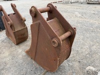 APPROX. 10" TOOTHLESS DIGGING BUCKET TO SUIT JCB 3CX - 7