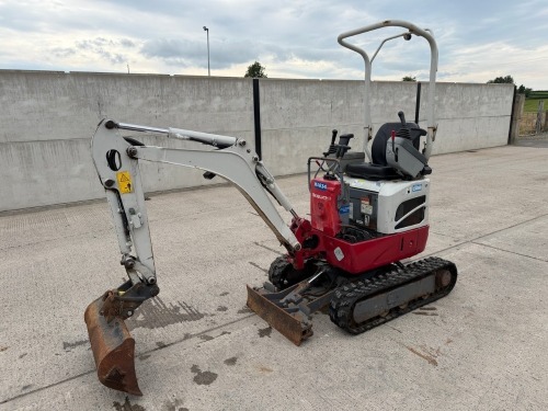 TAKEUCHI TB210R 1 TON MICRO DIGGER