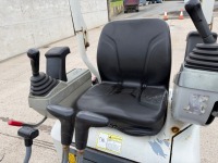 TAKEUCHI TB210R 1 TON MICRO DIGGER - 17