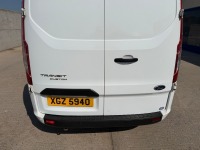 FORD TRANSIT CUSTOM 300 L2 LOW ROOF 2.0 ECOBLUE 130PS CREW VAN - 18