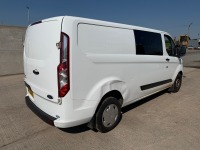 FORD TRANSIT CUSTOM 300 L2 LOW ROOF 2.0 ECOBLUE 130PS CREW VAN - 20