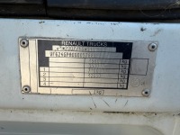 RENAULT PREMIUM PRIVILEGE 4X2 AUTOMATIC TRACTOR UNIT - 10