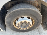 RENAULT PREMIUM PRIVILEGE 4X2 AUTOMATIC TRACTOR UNIT - 13