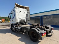 RENAULT PREMIUM PRIVILEGE 4X2 AUTOMATIC TRACTOR UNIT - 16