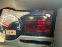 RENAULT PREMIUM PRIVILEGE 4X2 AUTOMATIC TRACTOR UNIT - 38