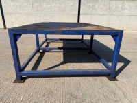 APPROX. 2500mm X 1500mm X 770mm METAL WORK BENCH / STAND - 13