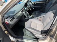 VOLVO V70 SE&nbsp;2.0D 5DR ESTATE - 9