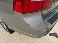VOLVO V70 SE&nbsp;2.0D 5DR ESTATE - 13