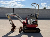 TAKEUCHI TB210R 1 TON MICRO DIGGER - 2