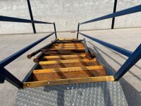 APPROX. 13 TREAD METAL FIRE ESCAPE STAIRCASE & LANDING - 4