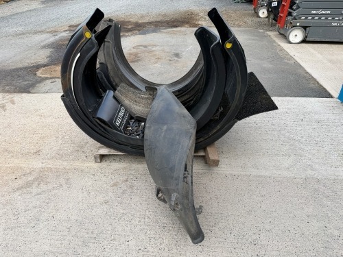APPROX. 6No.&nbsp; MUDGAURDS TO SUIT HGV TRAILER