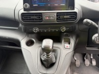 PEUGEOT PARTNER 1000 PROFESSIONAL STANDARD 1.5 BLUE HDI 100PS - 28