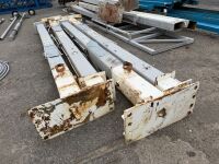 LARGE SELECTION OF ASSORTED LENGHTS HEAVY DUTY STEEL - 17