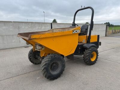 JCB 3 TON STRAIGHT SKIP ROAD LEGAL DUMPER