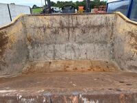 JCB 3 TON STRAIGHT SKIP ROAD LEGAL DUMPER - 18