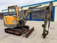 VOLVO EC25 2.5 TON MINI DIGGER - 9