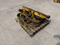 3No. ASSORTED DECKS TO SUIT JOHN DEERE RIDE ON LAWNMOWERS - 4