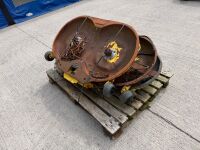 3No. ASSORTED DECKS TO SUIT JOHN DEERE RIDE ON LAWNMOWERS - 8