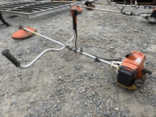 STIHL FS200 PETROL STRIMMER