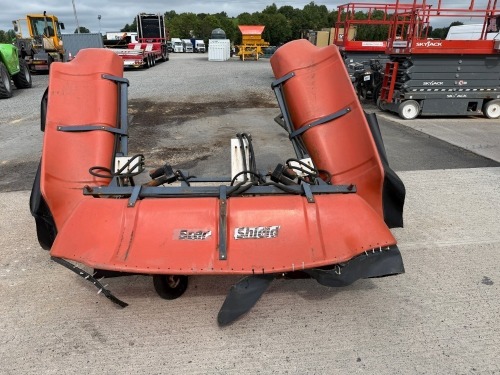 APPROX. 18ft STAR SHIELD FOLDABLE SPRAYER & CONTROLS