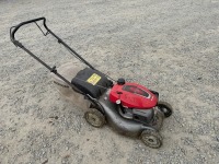 HONDA HRG416C WALK BEHIND PETROL LAWNMOWER