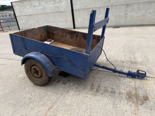 APPROX. 5ft x 3ft WOODEN TRAILER&nbsp;