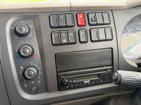DAF LF220 EURO 6 4X2 18 TON CHASSIS CAB - 30