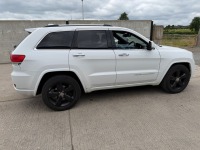 JEEP GRAND CHEROKEE SW 3.0 CRD OVERLAND AUTOMATIC ESTATE - 24