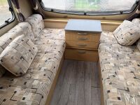 SWIFT SPRITE MAJOR 6 BERTH SINGLE AXLE CARAVAN - 31